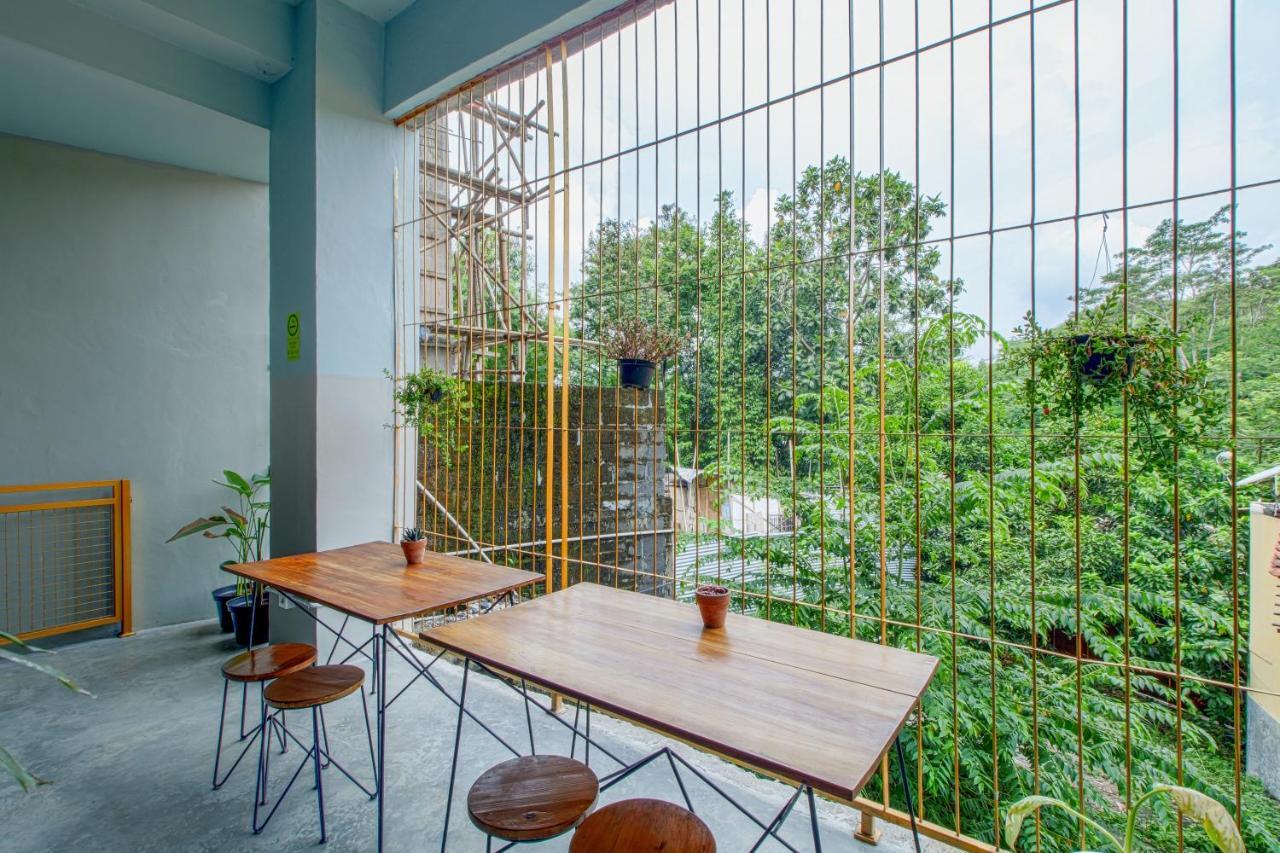 Albergue Kolo Kolo Kejayan Exterior foto